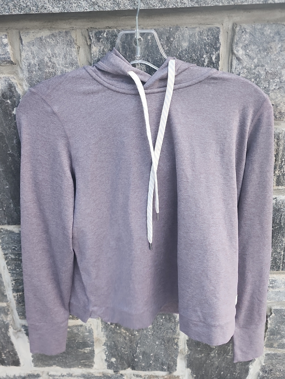 Vuori VW226 Halo Essential Hoodie in Heathered Purple Gray Small